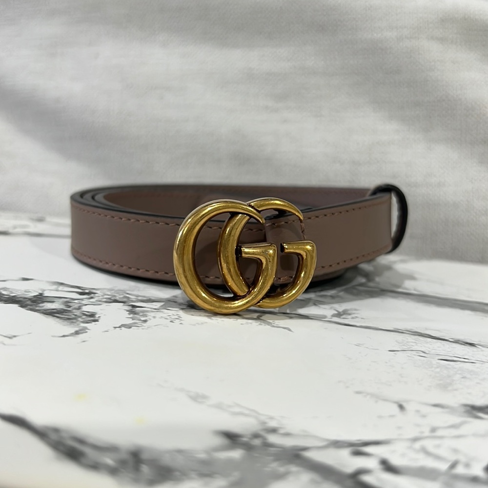 Gucci belt. Thin size in dusty pink size 90